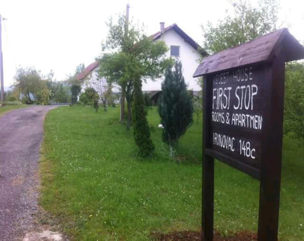 Guest House First Stop Rakovica Zewnętrze zdjęcie