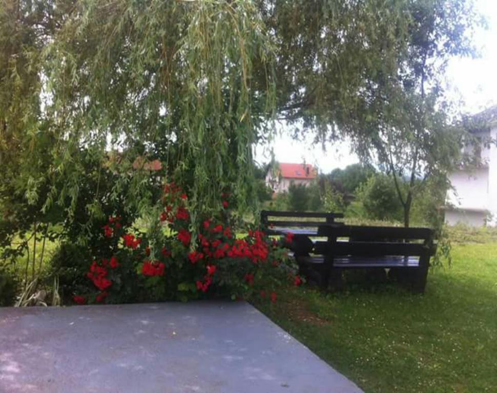 Guest House First Stop Rakovica Zewnętrze zdjęcie