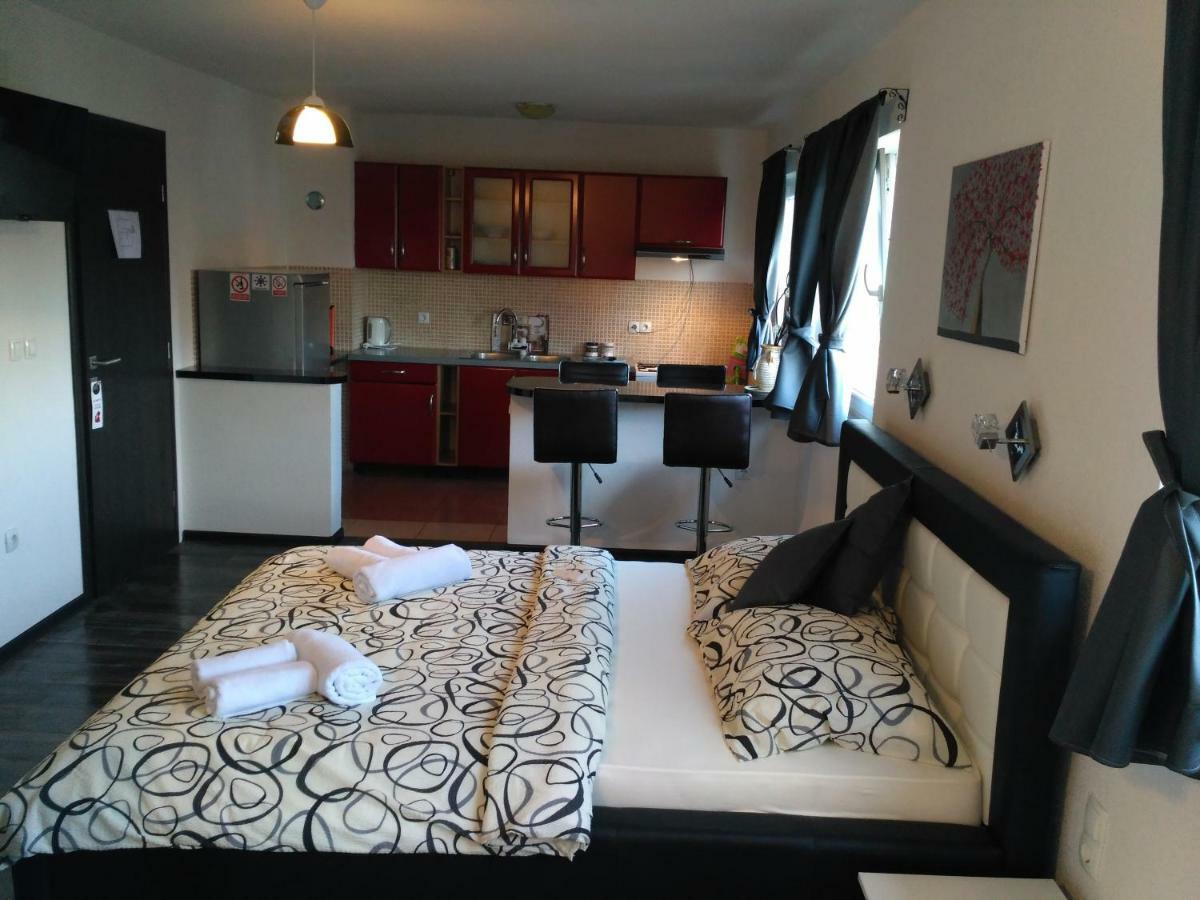 Guest House First Stop Rakovica Zewnętrze zdjęcie