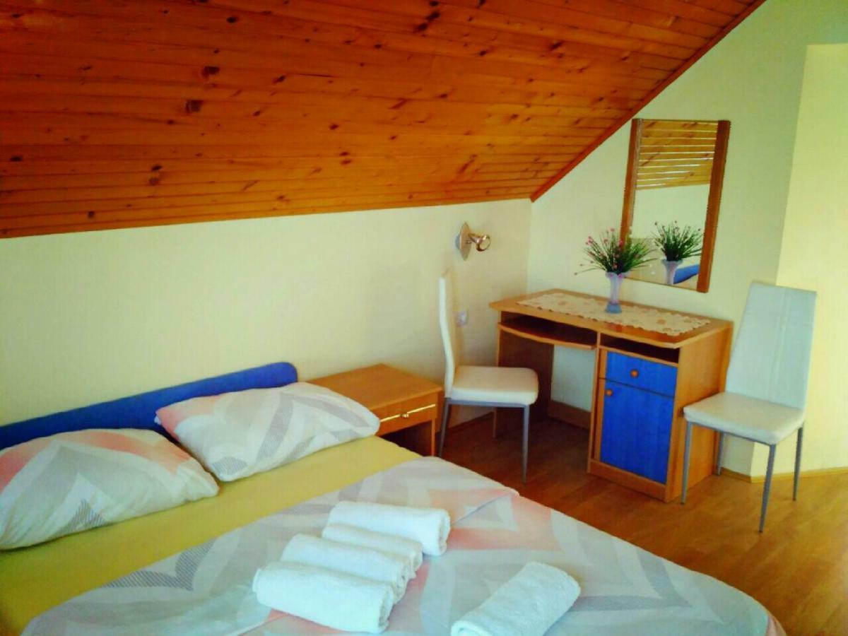 Guest House First Stop Rakovica Zewnętrze zdjęcie